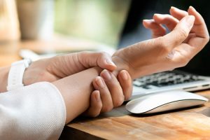 Safe and Natural Treatments for Elbow or Wrist Pain Richmond VA
